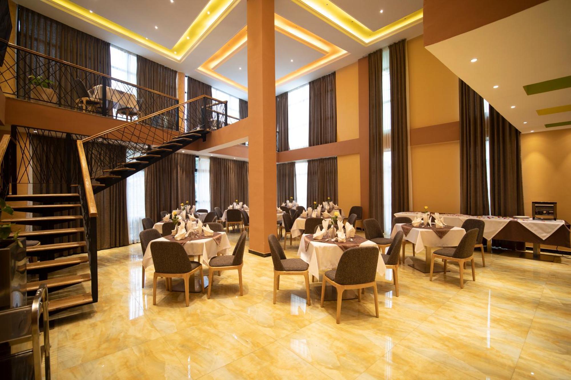 Vamos Addis Hotel Экстерьер фото